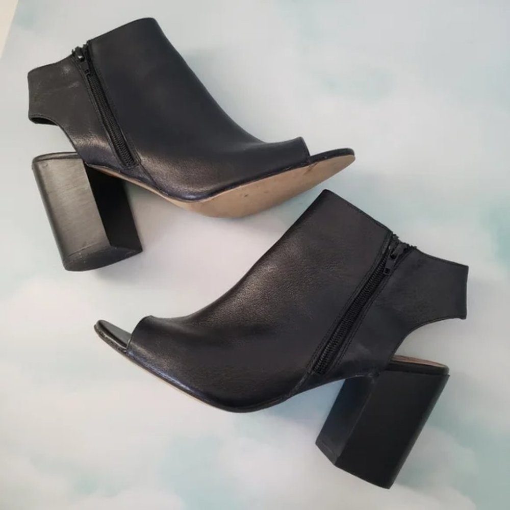 Steve Madden Maddison Bootie Sandal